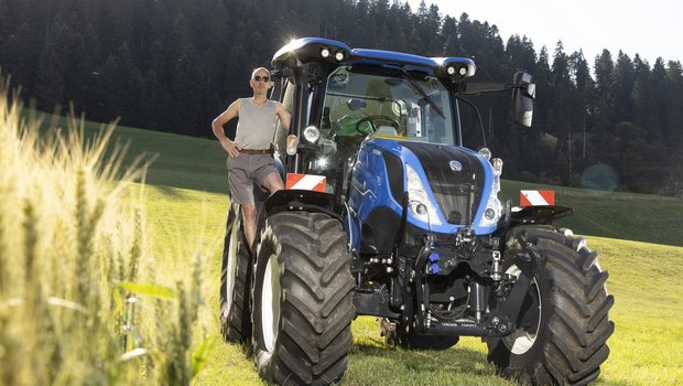 Der New Holland T5 120 DCT von Niklaus Bürki aus Bowil BE  (Bild: «die grüne» / Pia Neuenschwander)