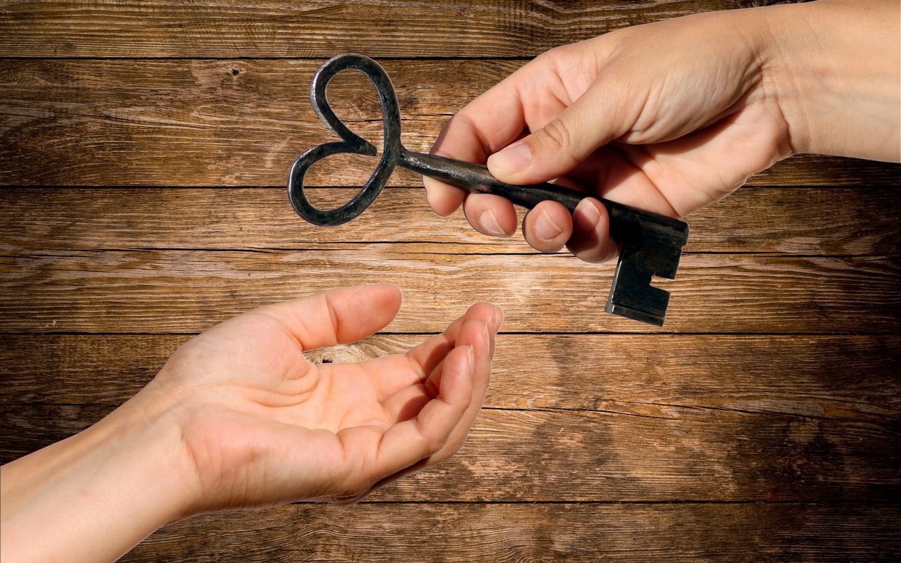 Ob die Schlüssel schon übergeben sind, spielt keine Rolle: Wir möchten Sie gerne beim Übergabeprozess begleiten.