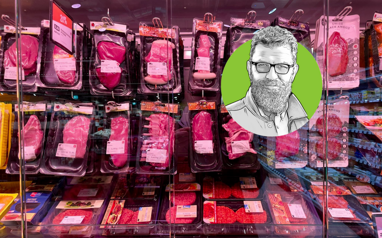 Fleischablage in einem Supermarkt als Symbolbild.