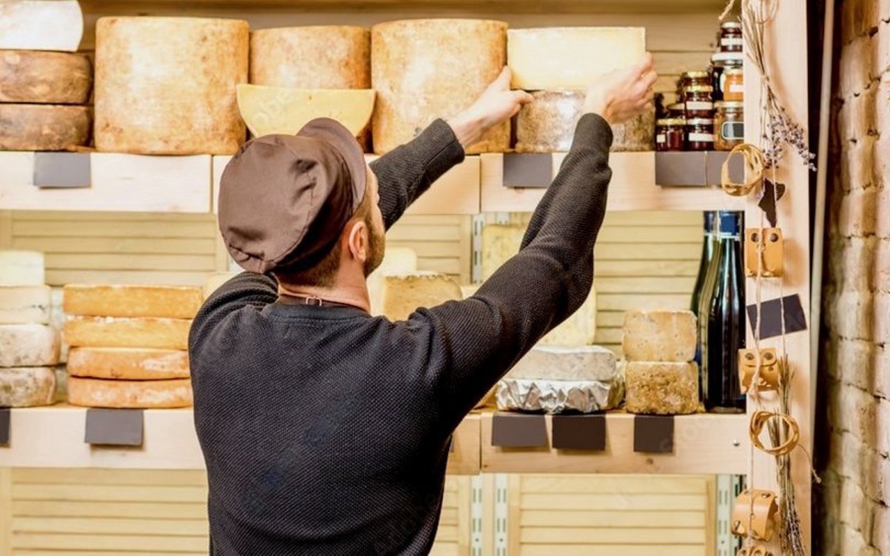 Symbolbild von einem Käse-Sommelier.