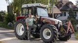 Der Steyr 975 A ist der Traumtraktor von Andreas Buser.  (Bild: «die grüne» / Pia Neuenschwander)