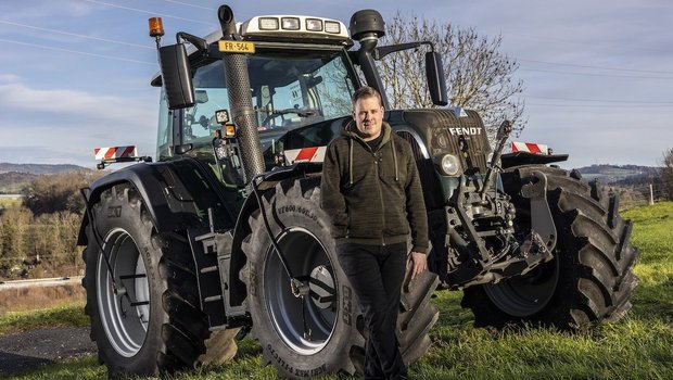 Der Fendt Vario 820 ist Dominik Howalds Traumtraktor.  (Bild: «die grüne» / Pia Neuenschwander)