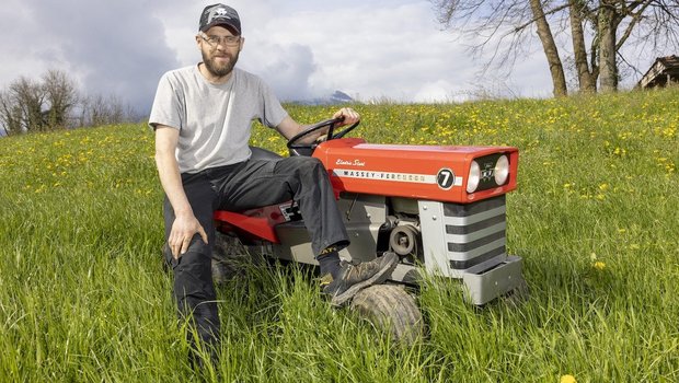 Der Massey Ferguson 7 ist der Traumtraktor von Thomas Durrer.  (Bild: «die grüne» / Gian Vaitl)